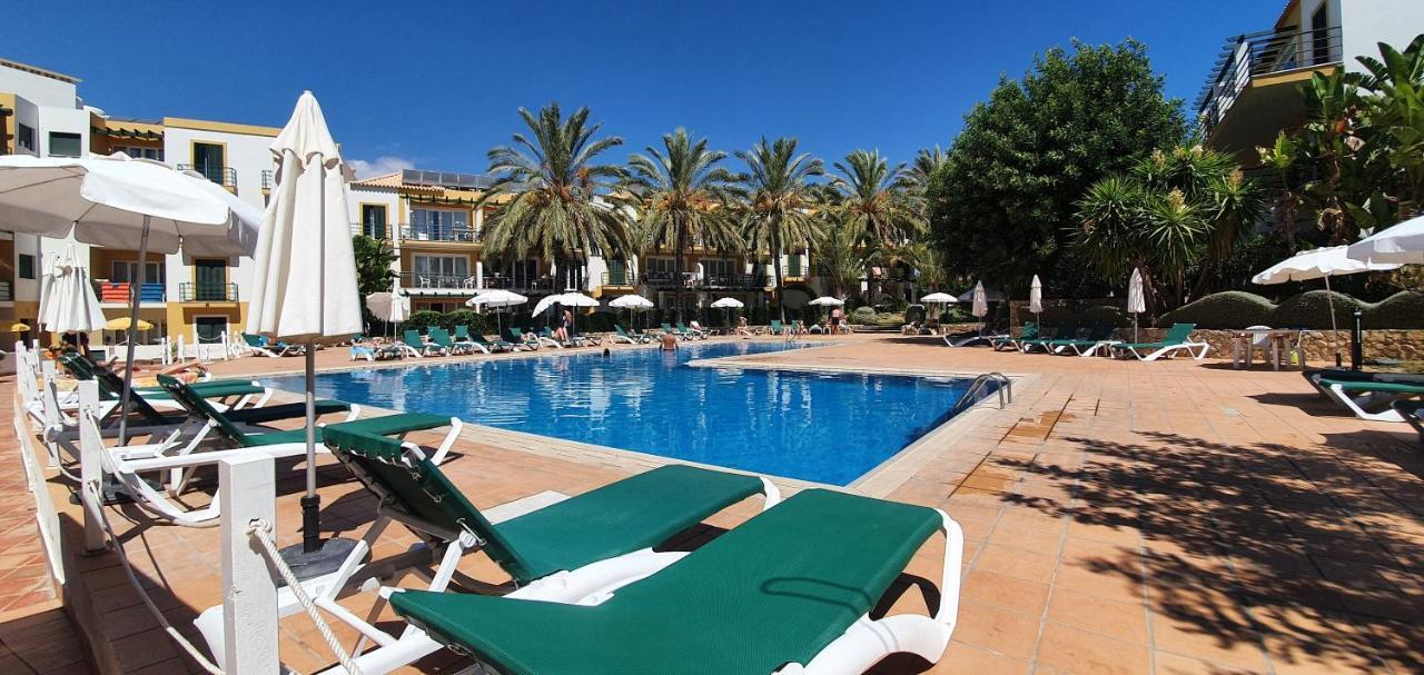 Nice 2 Bedroom Apartment Groundfloor Swimming Pool Tavira Bagian luar foto